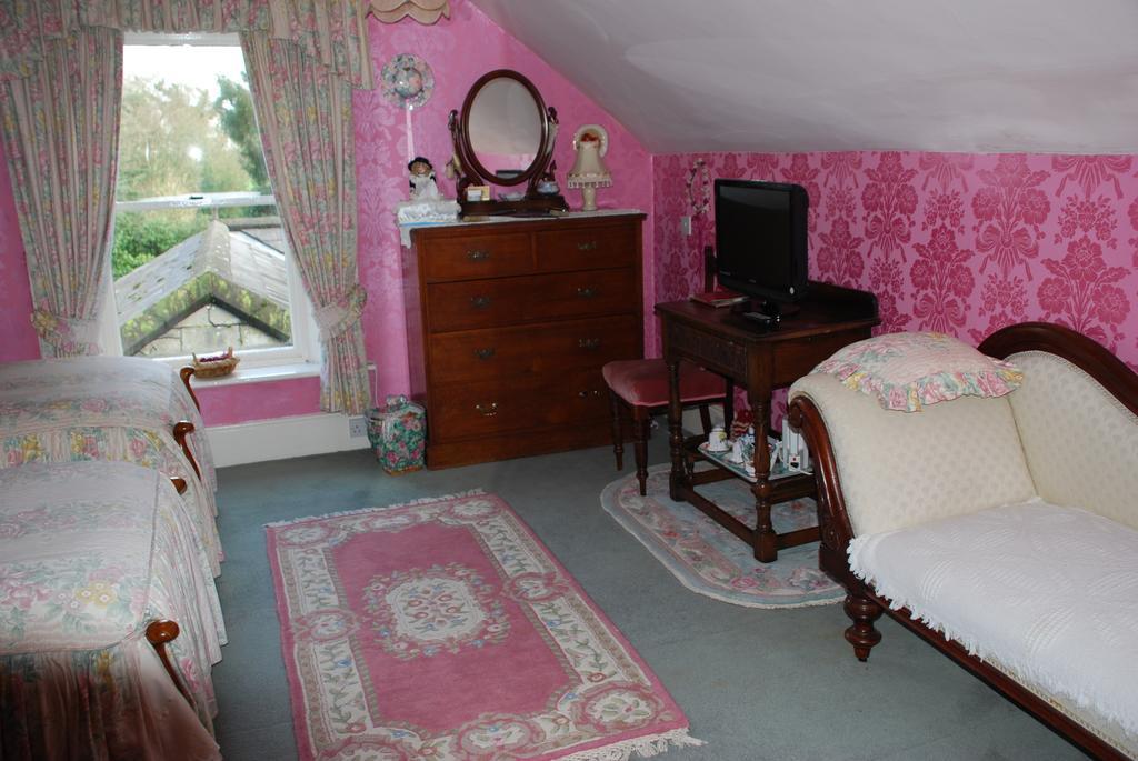 Grange Lodge Country House Данганнон Номер фото